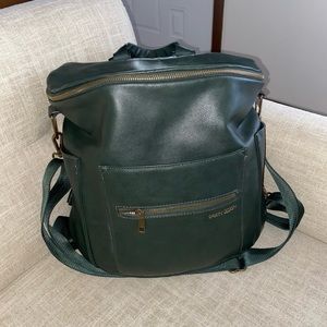 Fawn design original in forest green